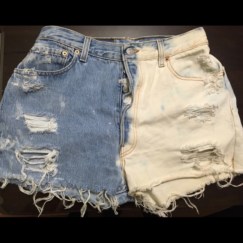 Levi’s 501 bleached denim shorts.